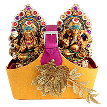 Lakshmi Ganesha in a basket