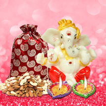 Divine Diwali Pack with Dry fruits