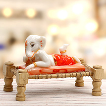 Relaxing Ganesha