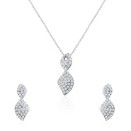 Oviya Brilliant Art Pendant Set