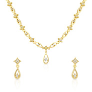 Oviya Magestic Grace Necklace Set