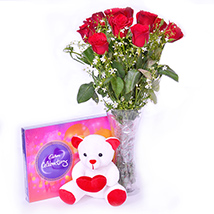 Cute n Rosy Hamper