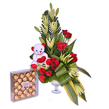 Exclusive Flower Hamper