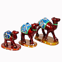 Designer Wooden camel set