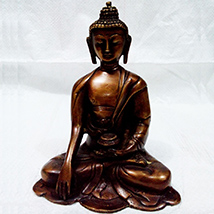 Meditative mahatma buddha statue in brass metal