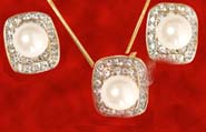 Pearl SN6015 Pendant Set