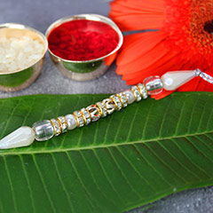 Silvery Pleasure rakhi