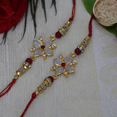 Golden Silver Rakhi Set /></a></div><div class=