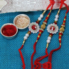 Red Winning Rakhi set /></a></div><div class=