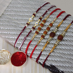 Unfolding Divinity with Rakhi /></a></div><div class=
