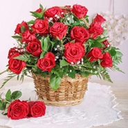 Red Rose Basket