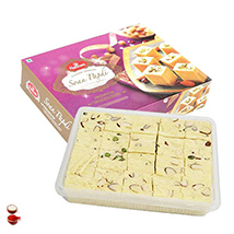 Delicious 1/2 Kg pack of Haldirams Soanpapdi