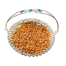 Decorative baskets with Rich Almonds