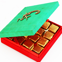 Om Green Chocolate Box