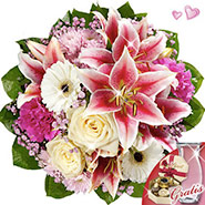 Bouquet with vase & Lindt chocolates reverie